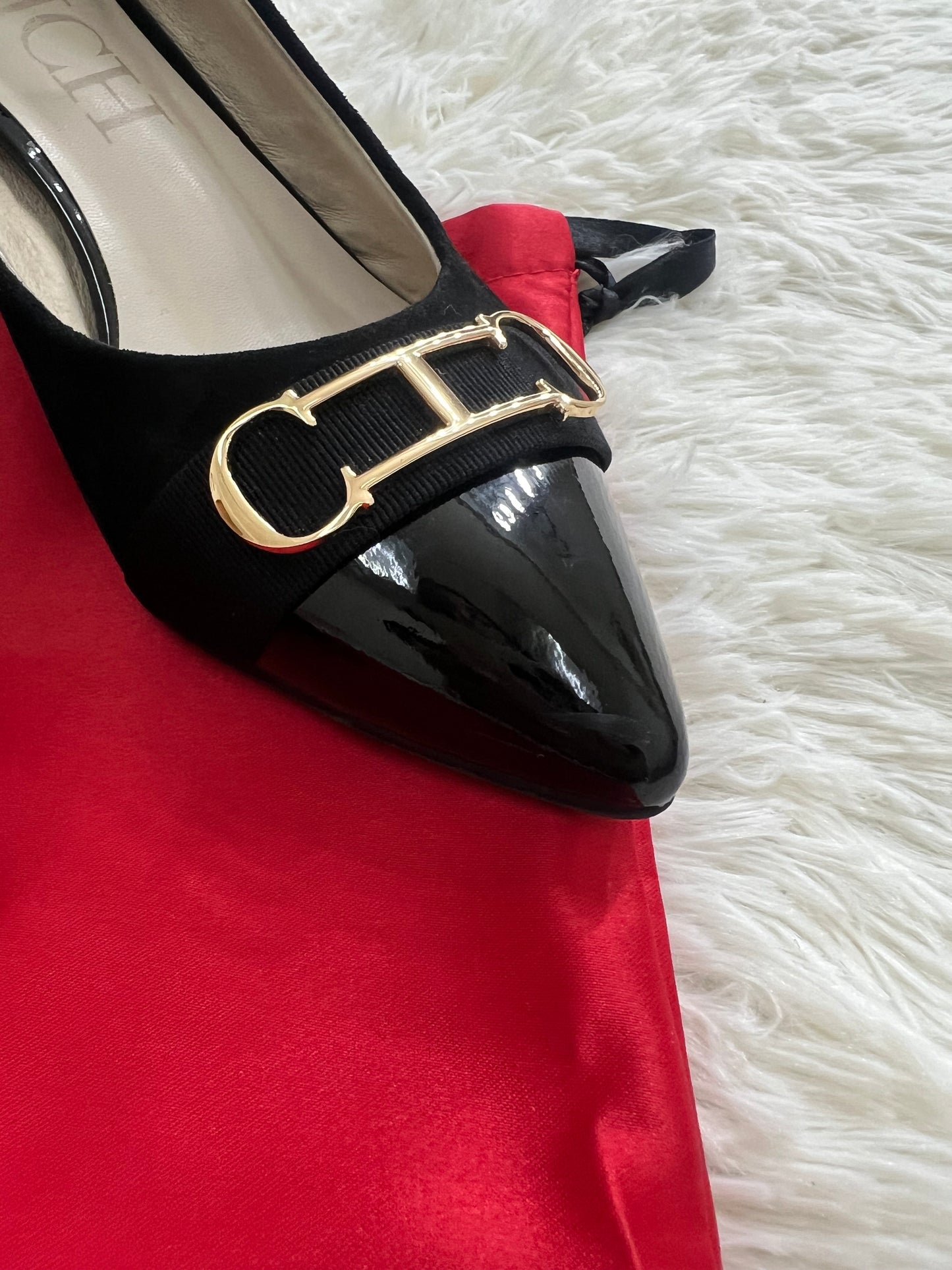Zapatos Carolina Herrera charol negros