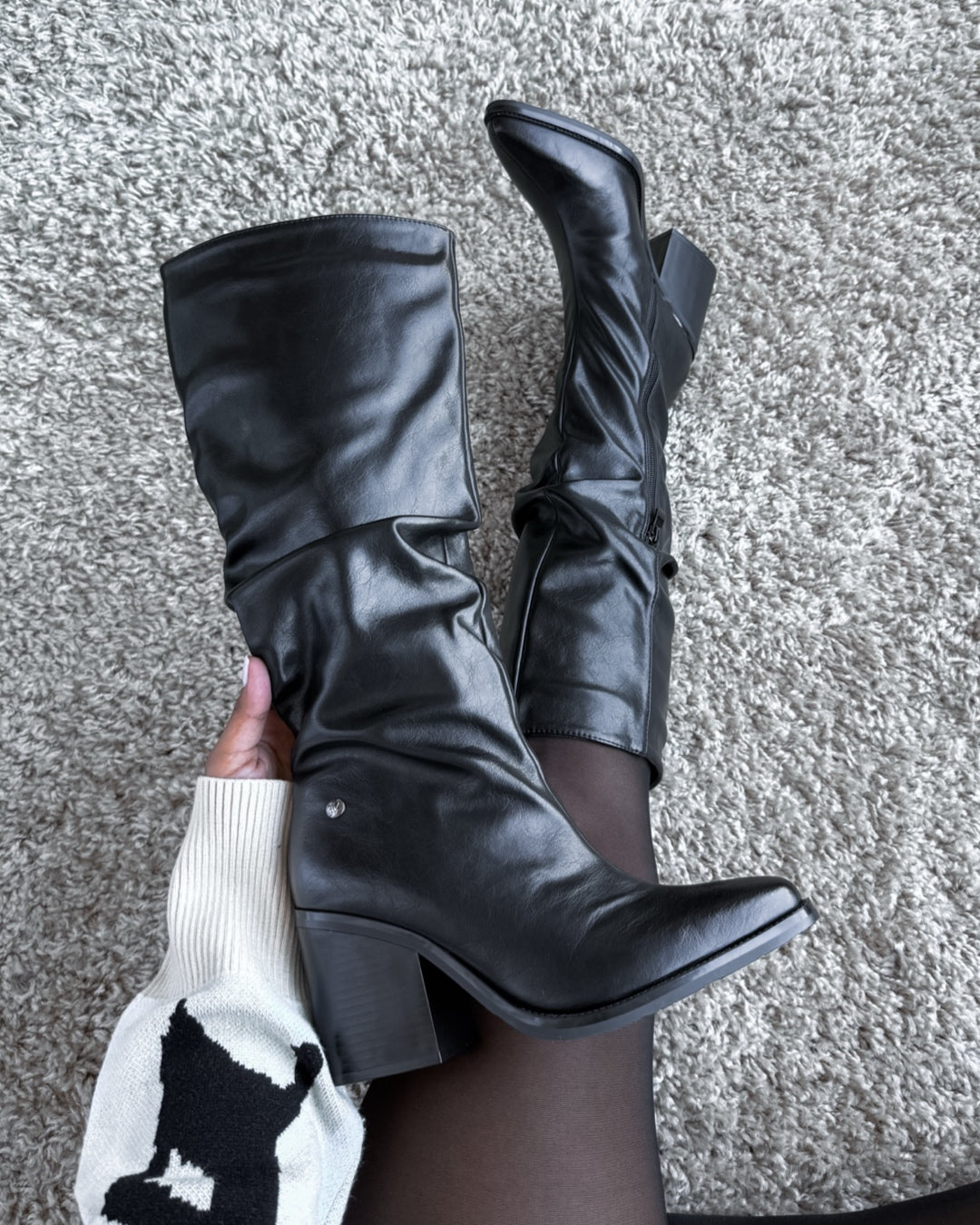 Bota pauli negra