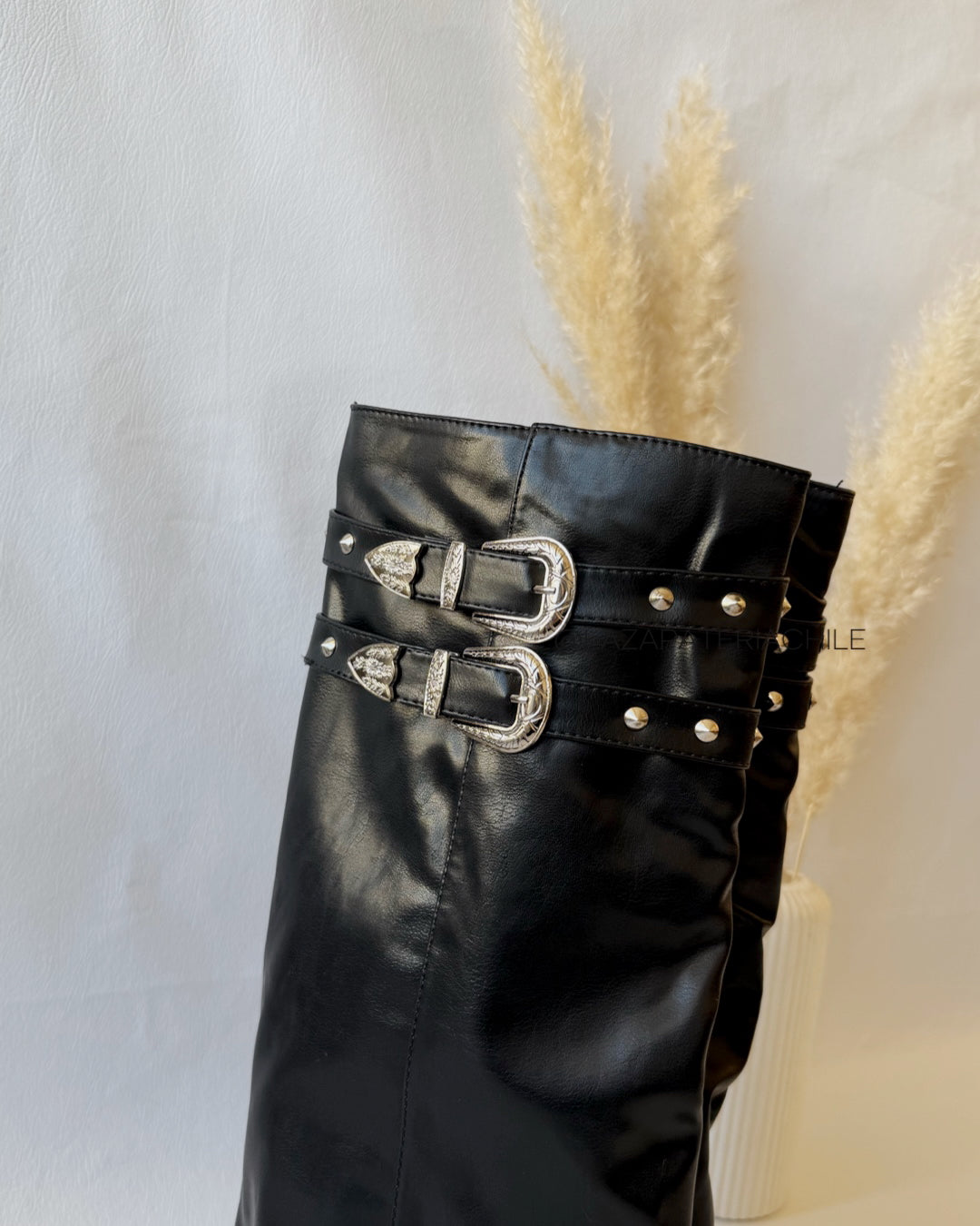Bota givench hebillas