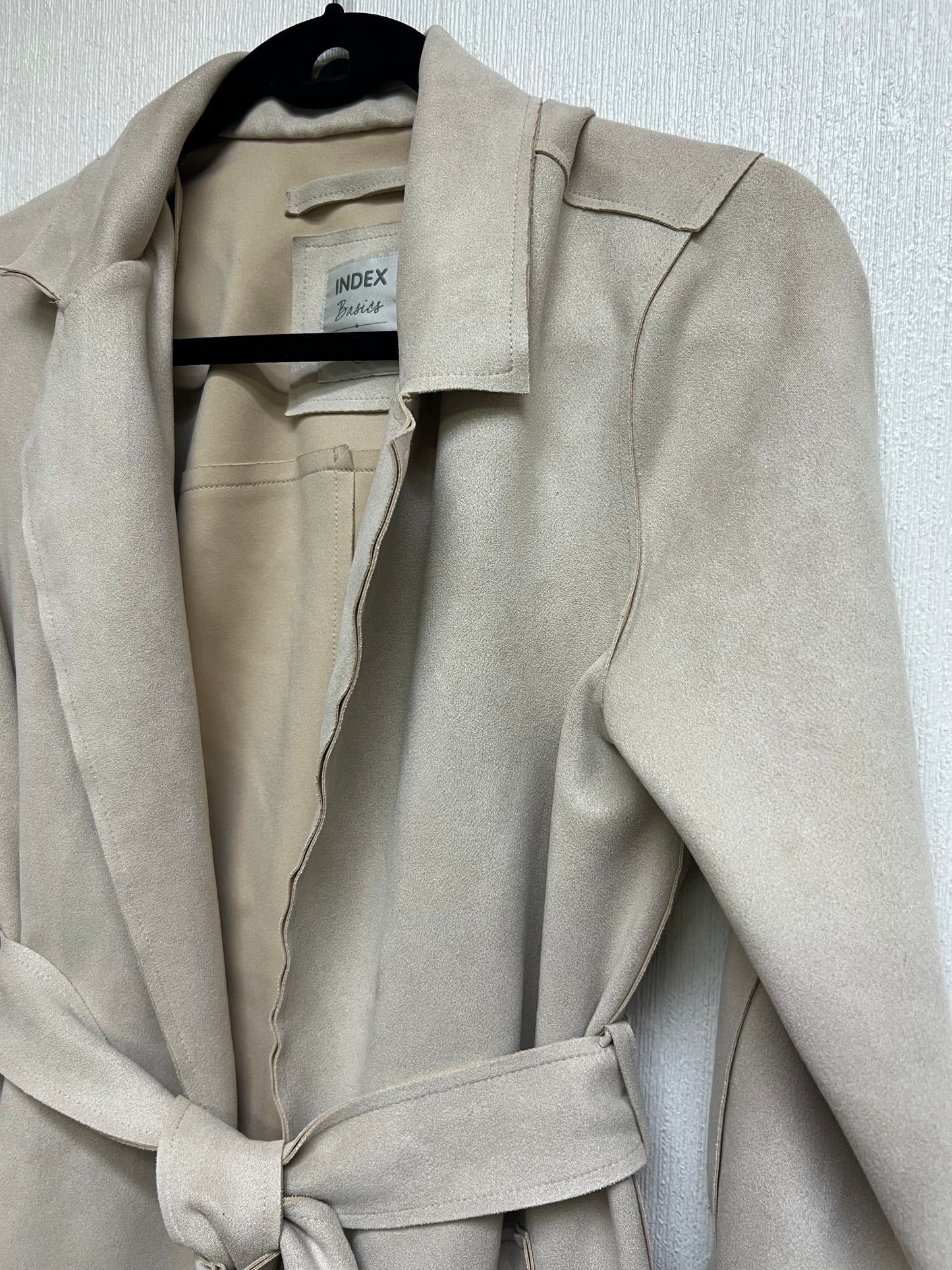Chaqueta gamuzada beige