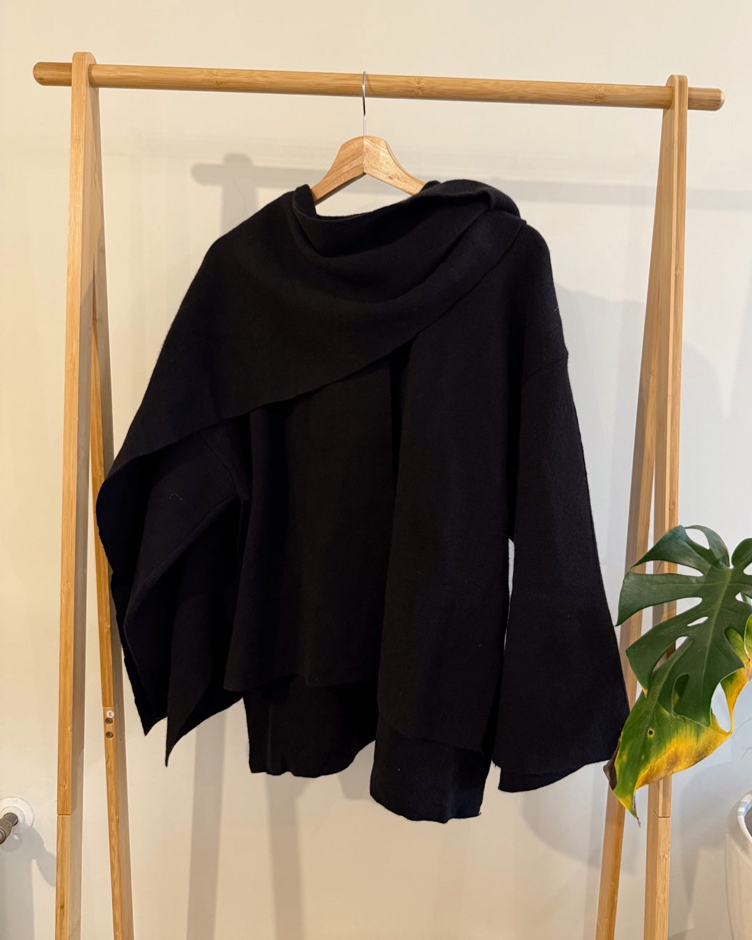 Chaqueta bufanda dupe zara negra