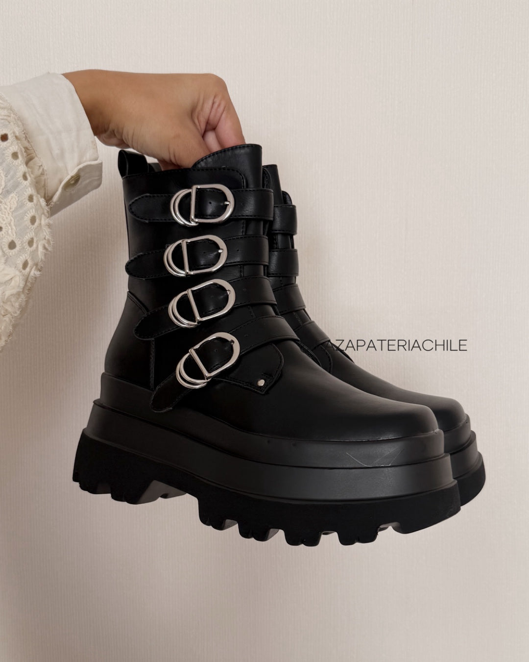 Botin nahir broches