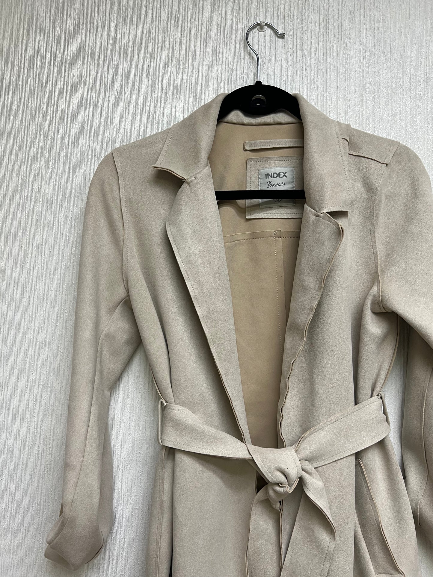 Chaqueta gamuzada beige