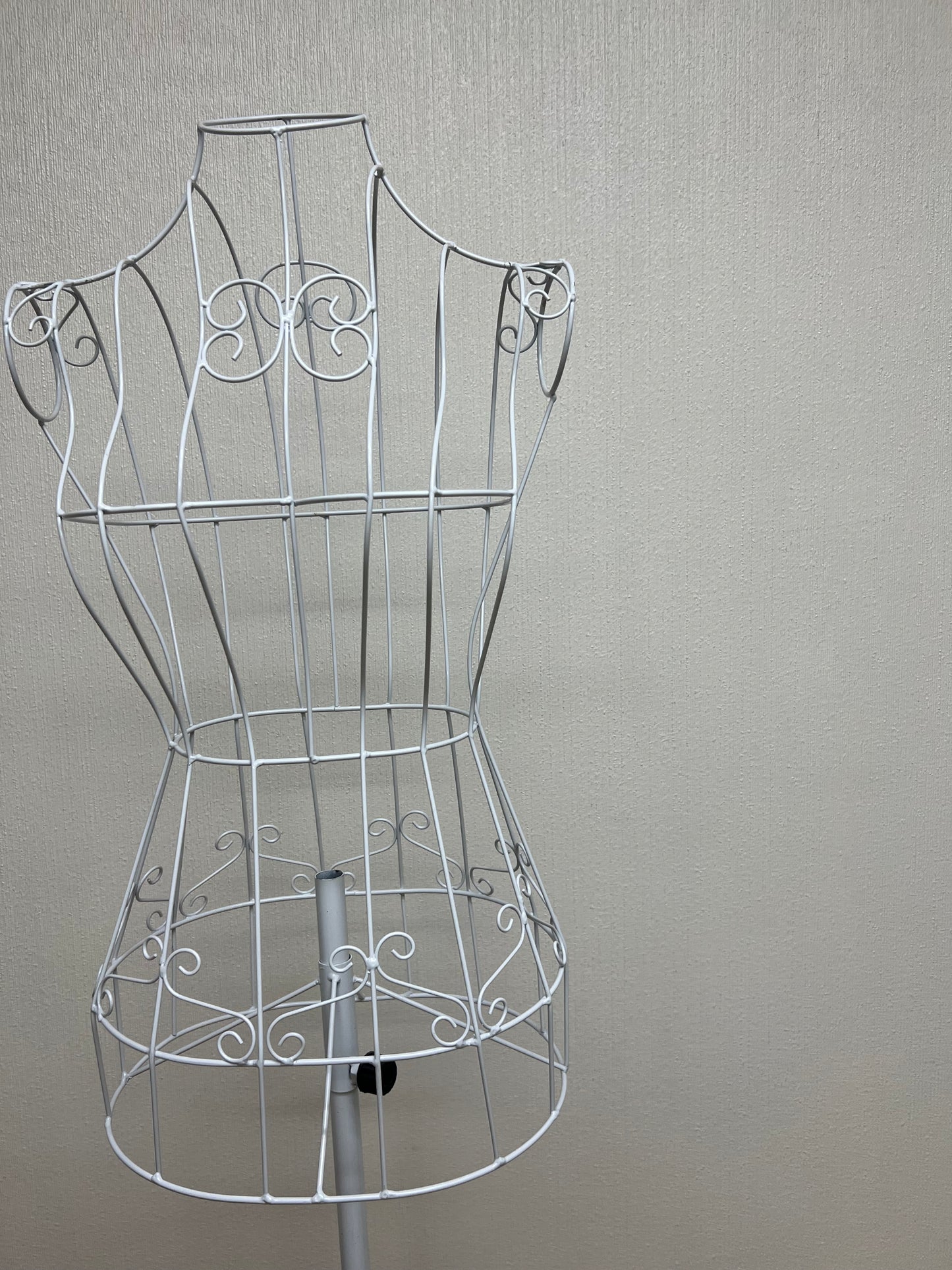 Maniquí fierro blanco