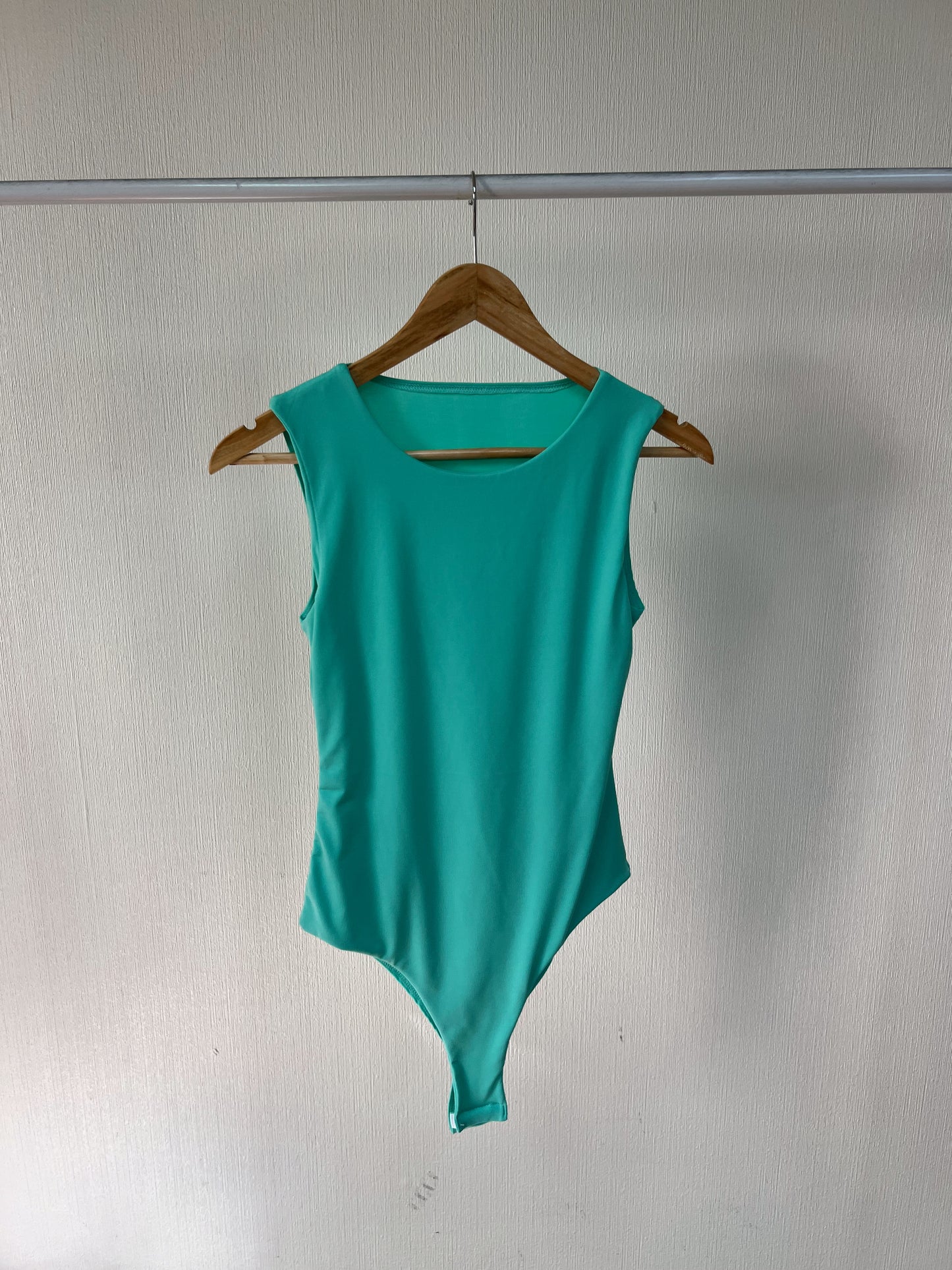 Body dupe Zara basic aqua