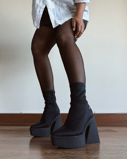 Botin alicia satin opaco negro