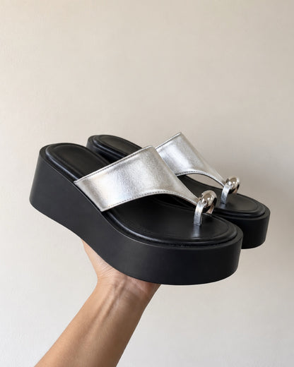 Sandalia argolla silver