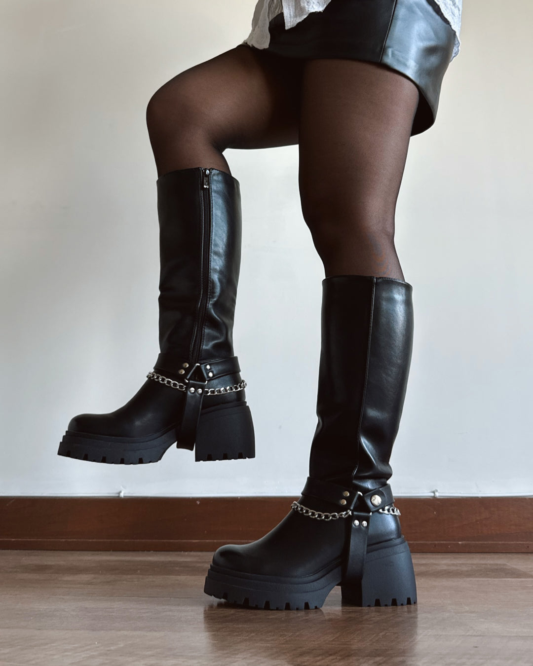 Bota 2 en 1 correa desmontable