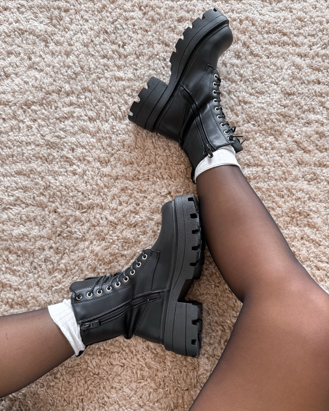 Botin plataforma cordones