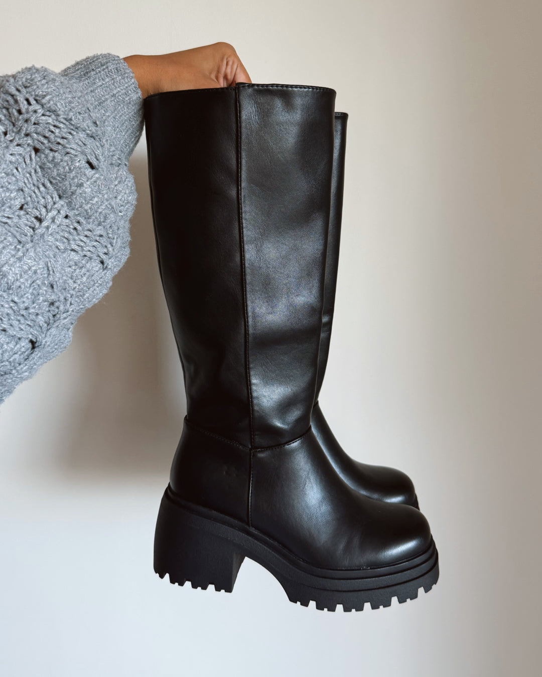 Bota 2 en 1 correa desmontable