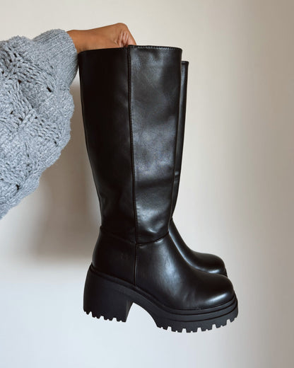 Bota 2 en 1 correa desmontable