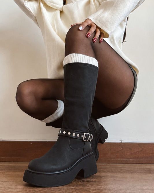 Bota Isa black