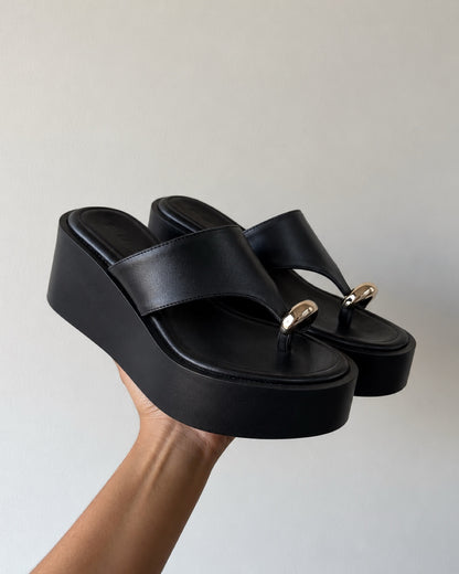 Sandalia argolla black
