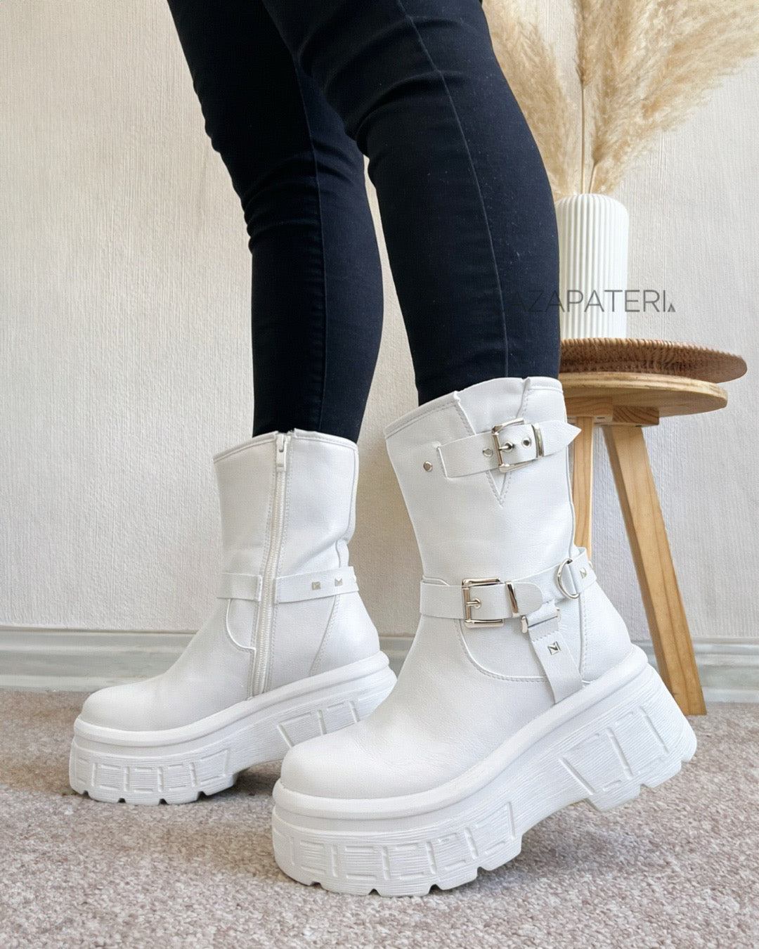 Bota coni blanco