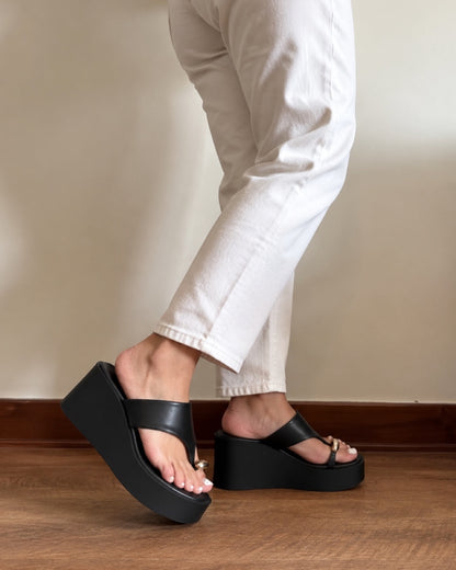 Sandalia argolla black