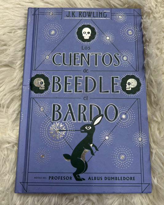Libro edición tapa dura-Los cuentos de beedle el bardo