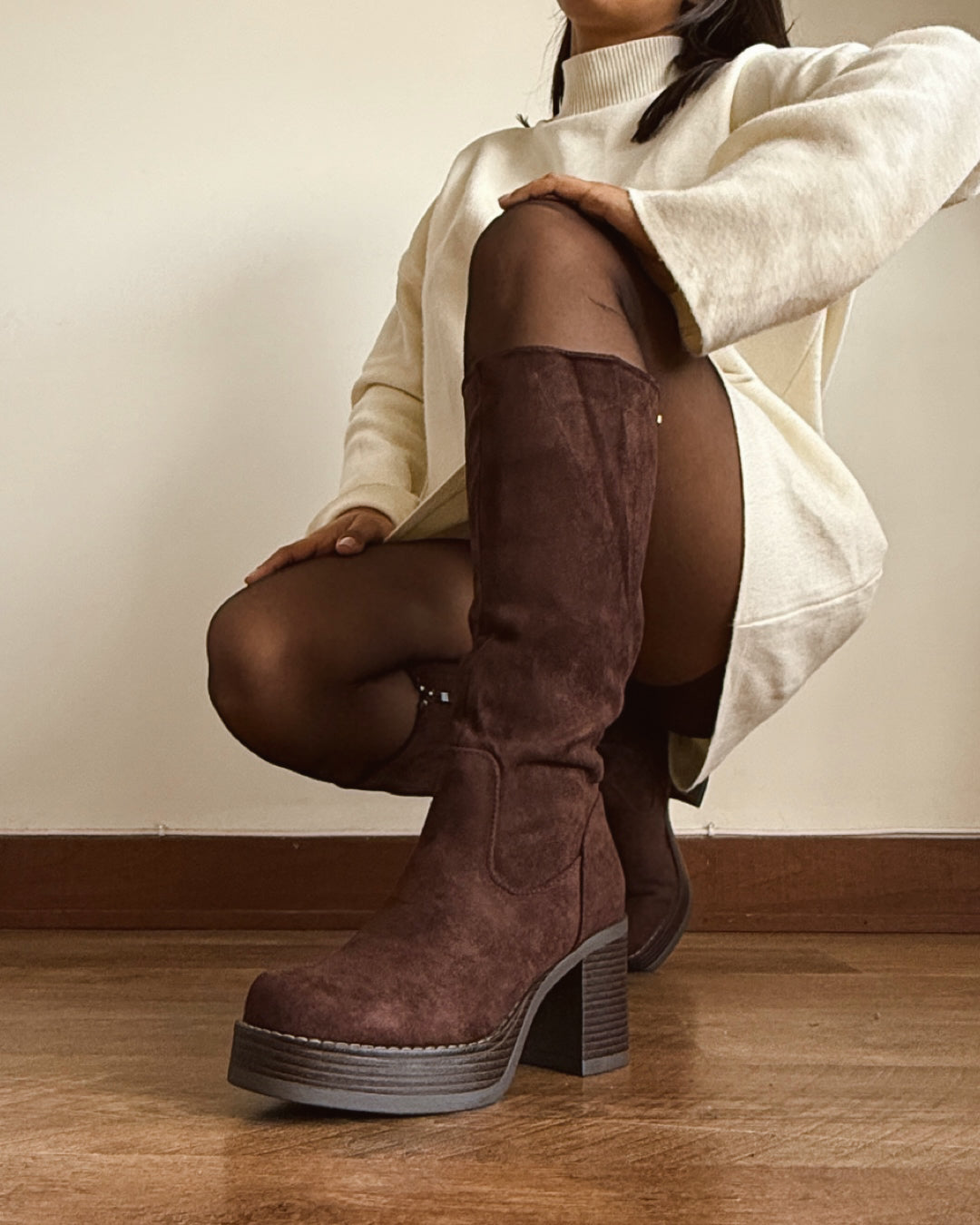 Bota gamuza chocolate