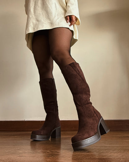 Bota gamuza chocolate