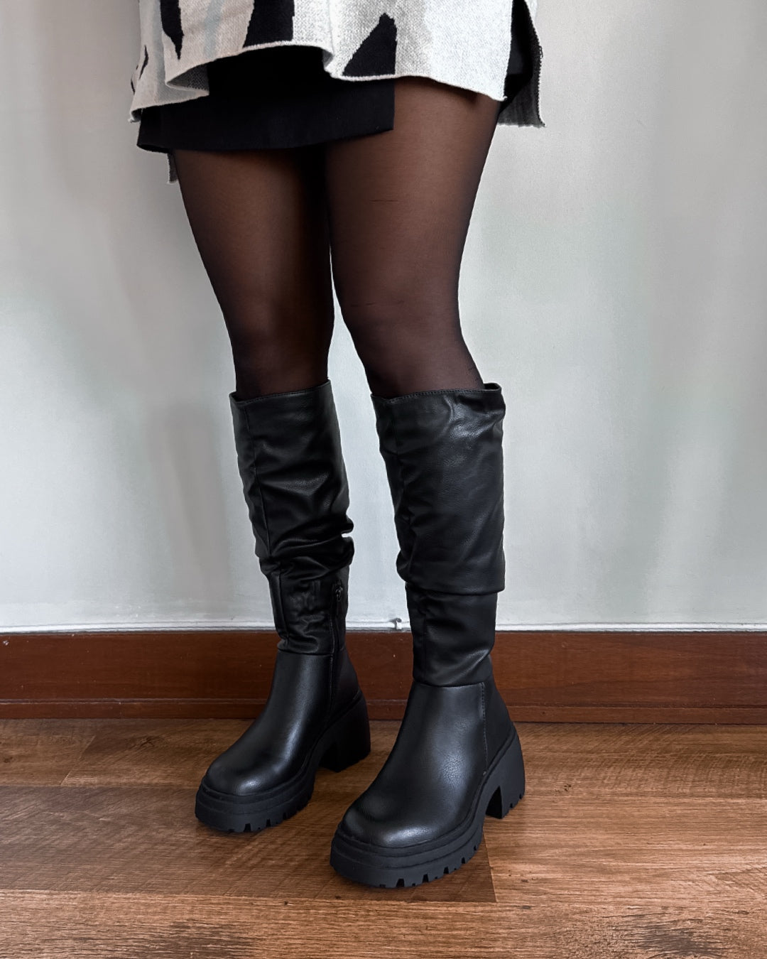 Bota luci negra