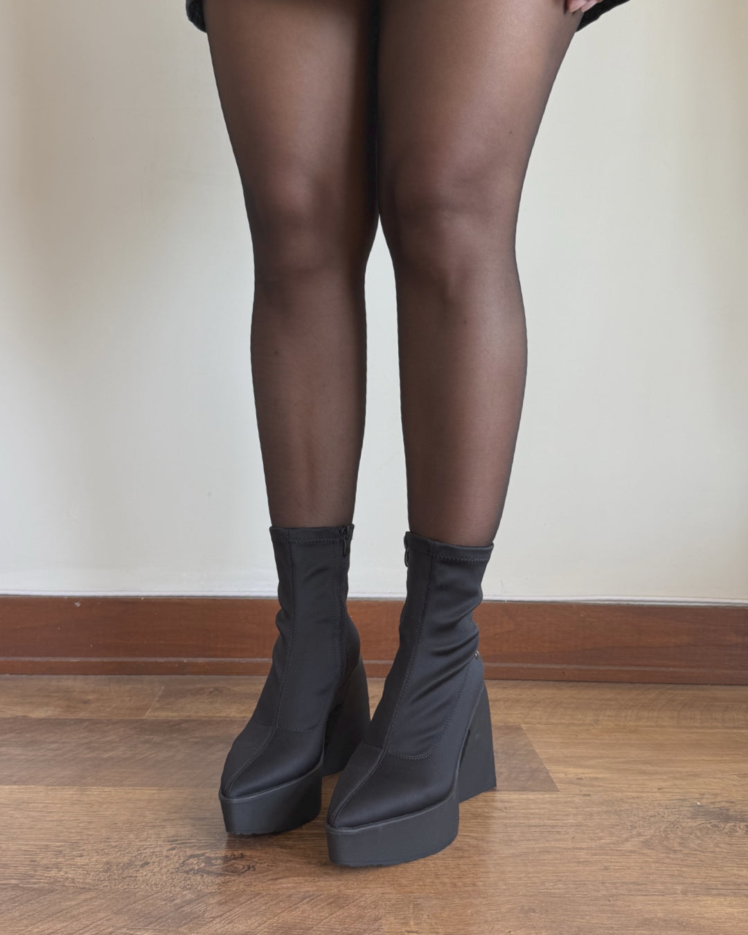 Botin alicia satin opaco negro