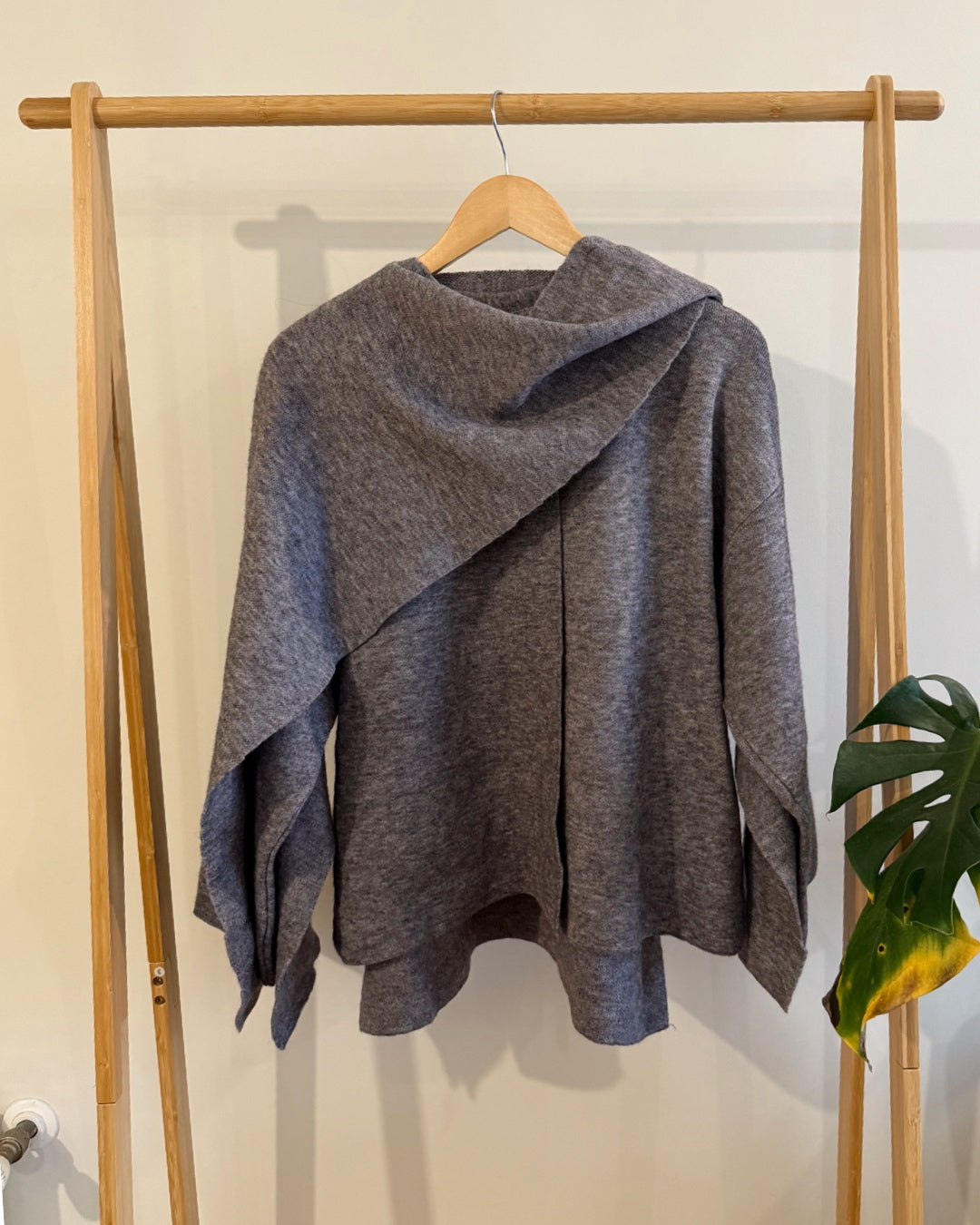 Chaqueta bufanda dupe zara gris