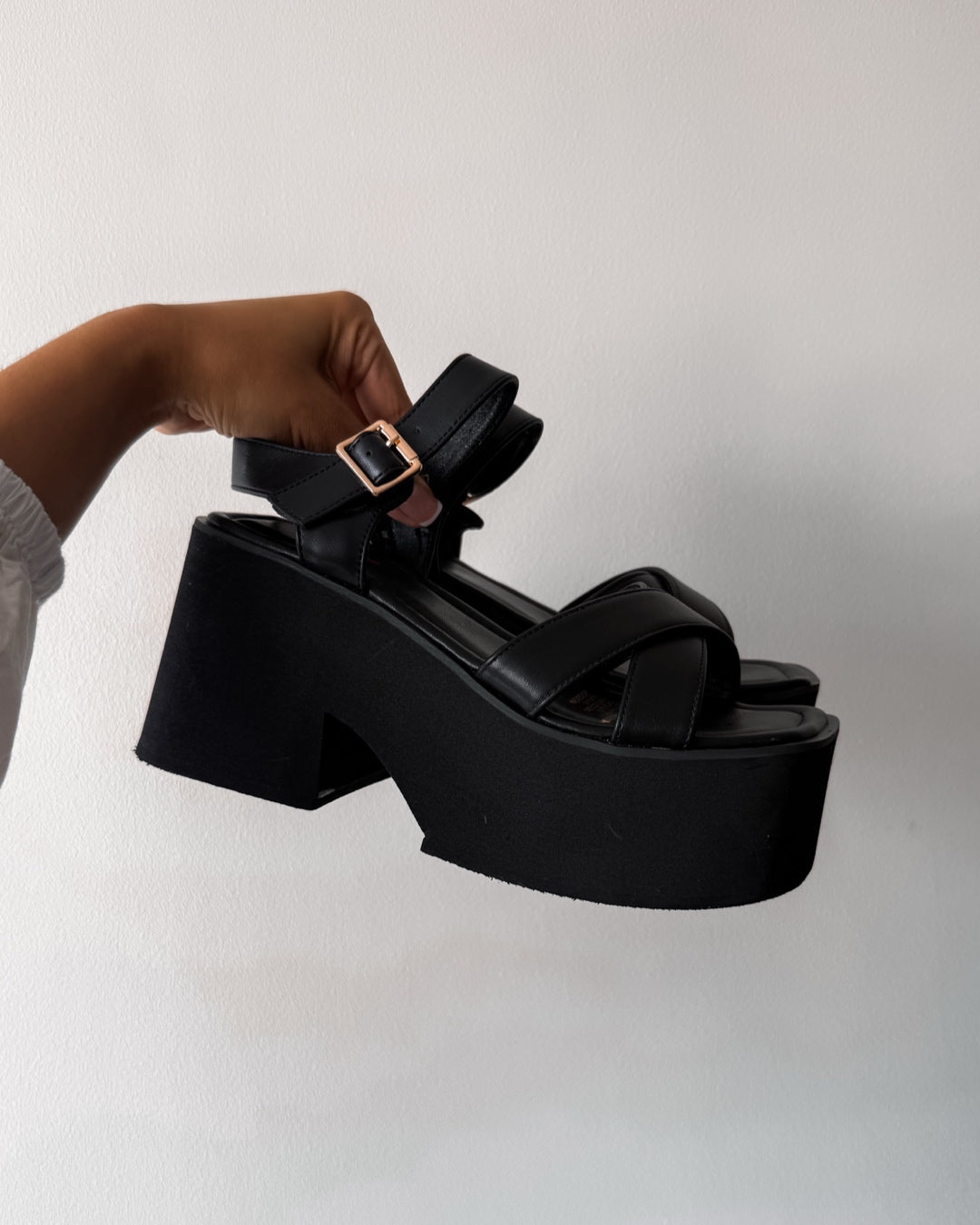 Sandalia mica black