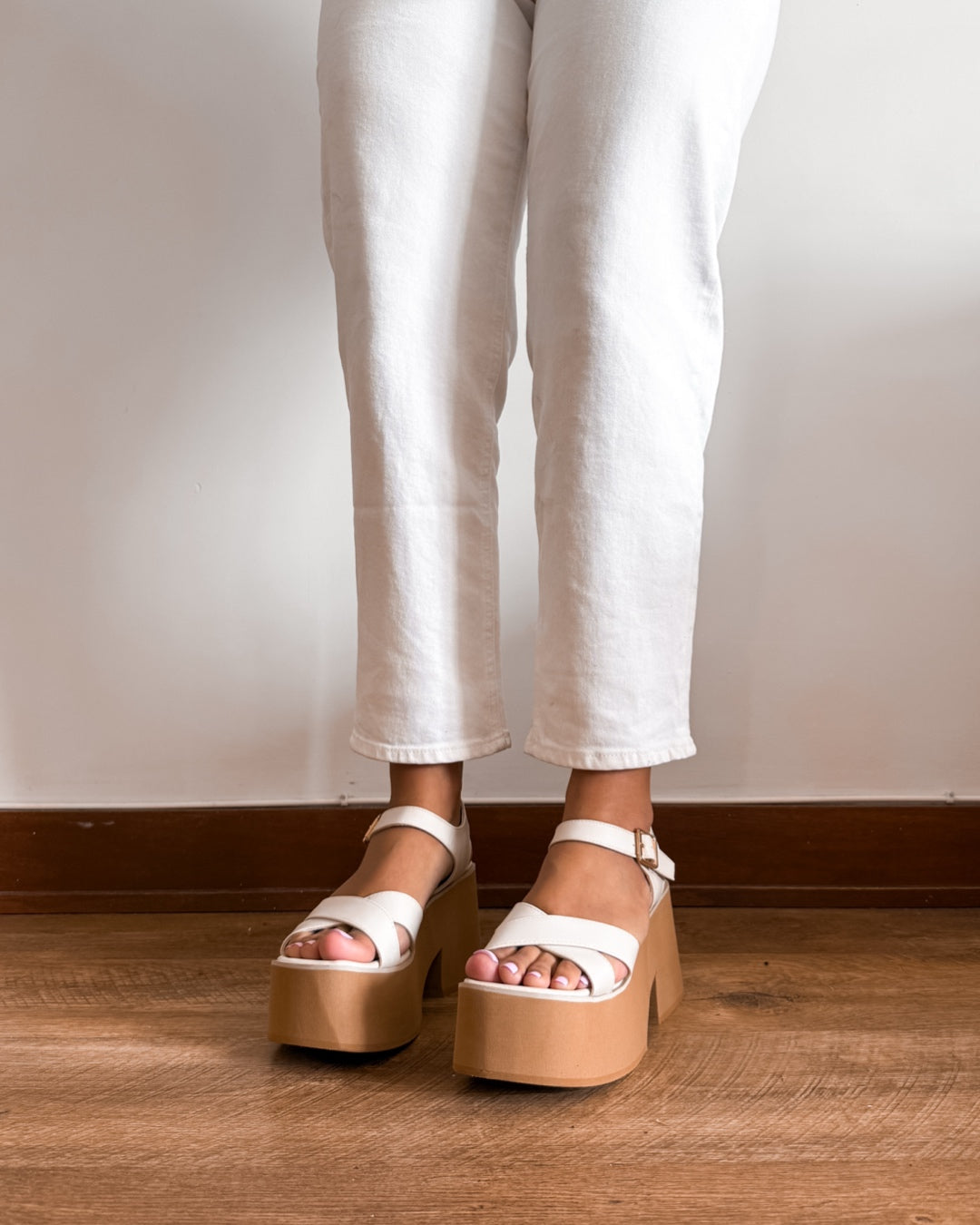 Sandalia mica beige