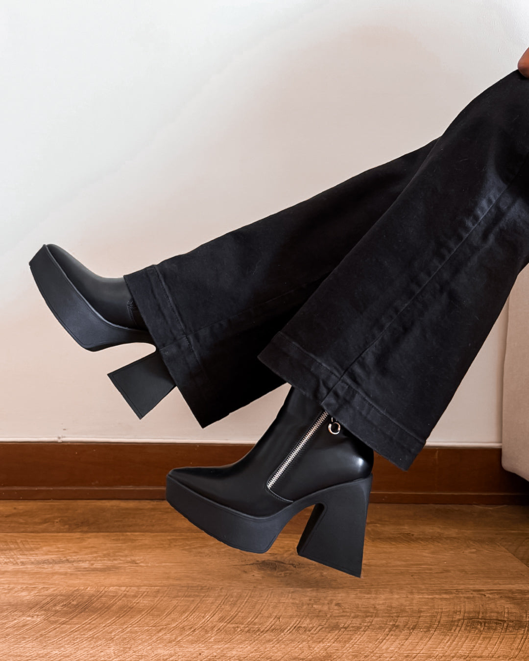 Botin alicia cierre negro