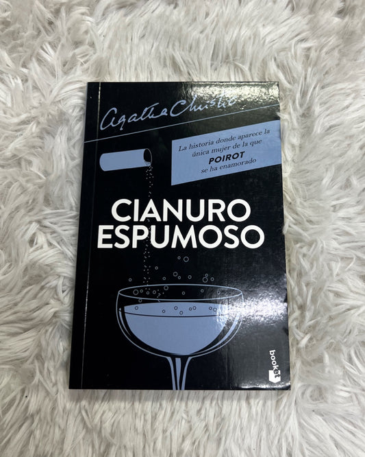 Libro -Cianuro espumoso