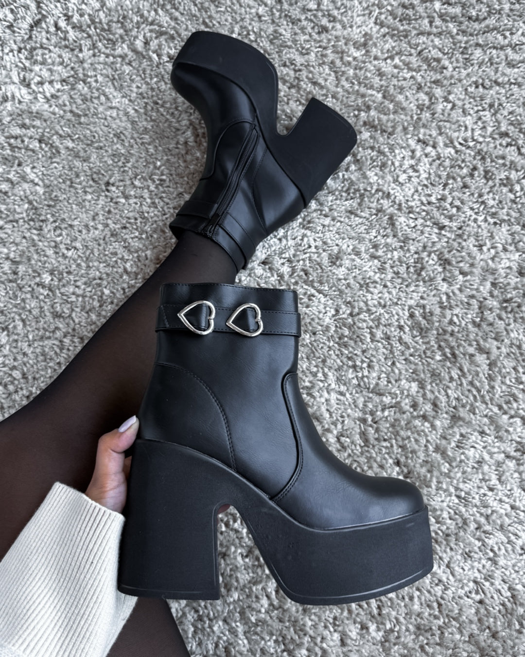 Botin dupe cmoran corazones