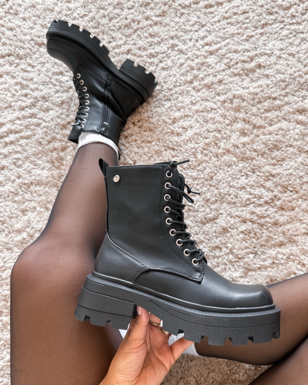 Botin plataforma cordones