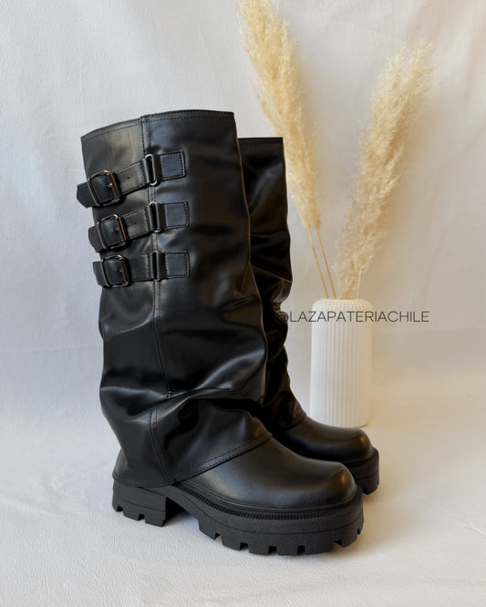 Bota shark correas