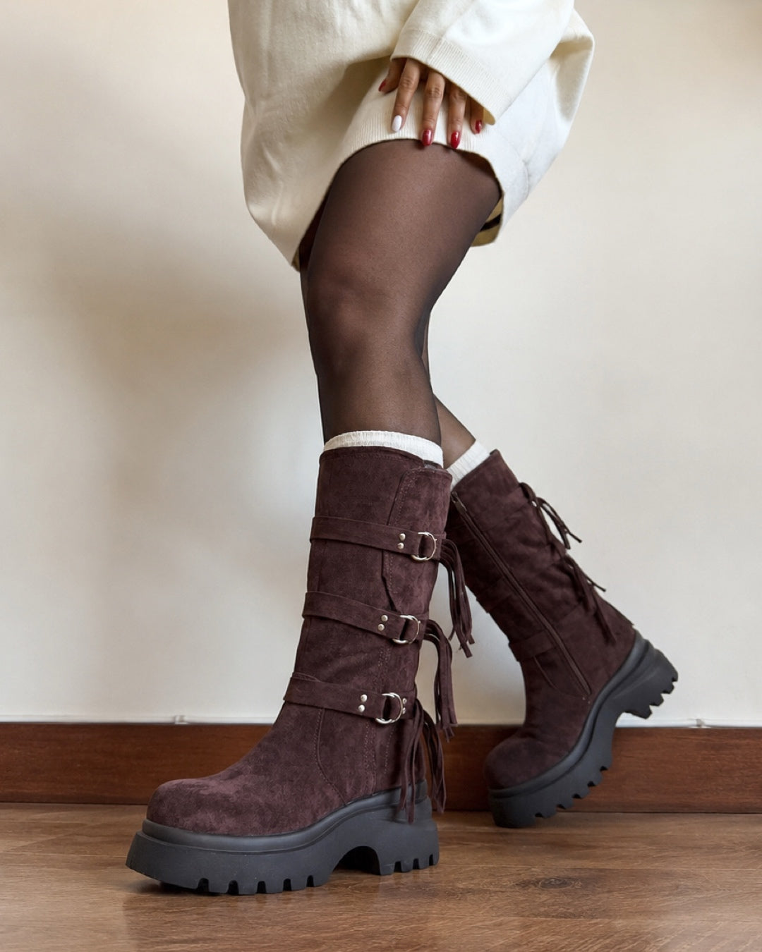 Bota gamuza argollas brown